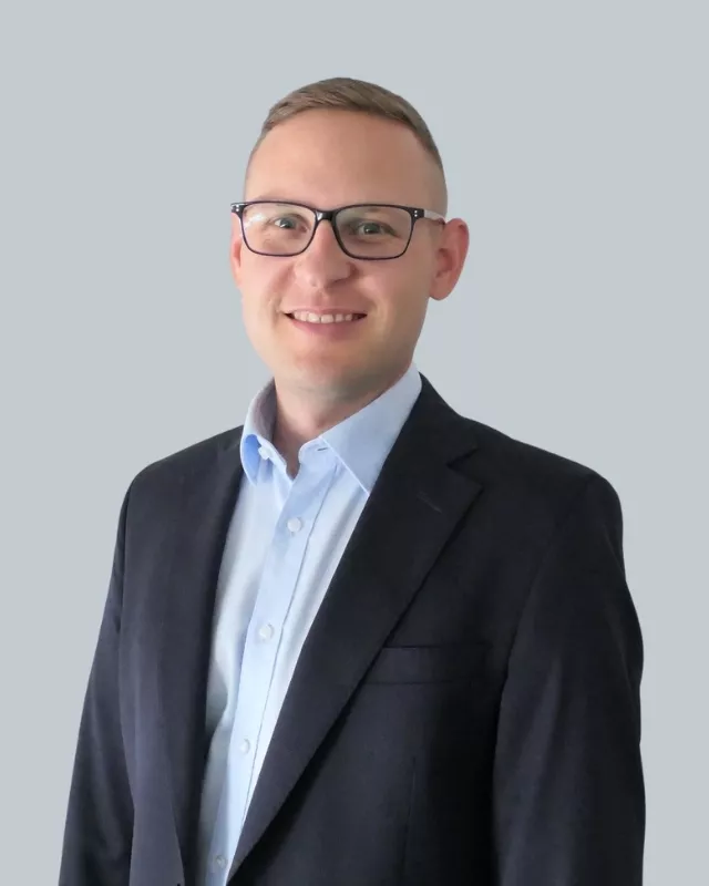Tim-Tolnay_1gaklufuitjv7.jpg Tim-Tolnay_1gaklufuitjv7.jpg